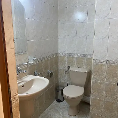 招待所 Atanasov 1