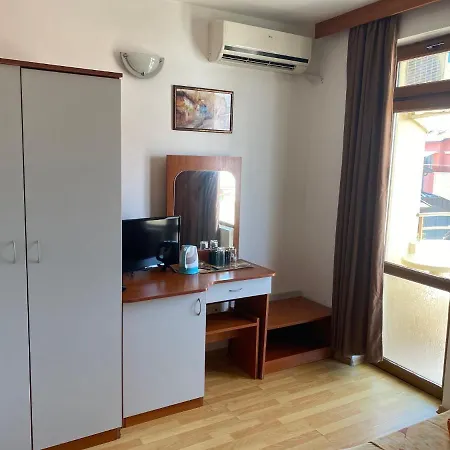 Atanasov 1 3* 普里莫尔斯科