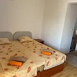 Atanasov 1 Affittacamere 3*
